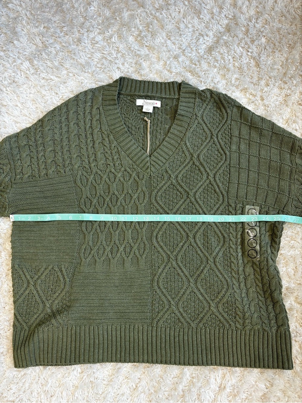 NWT Natural Reflections Olive Green Cable Knit V-Neck Sweater, Large - Picture 6 of 9